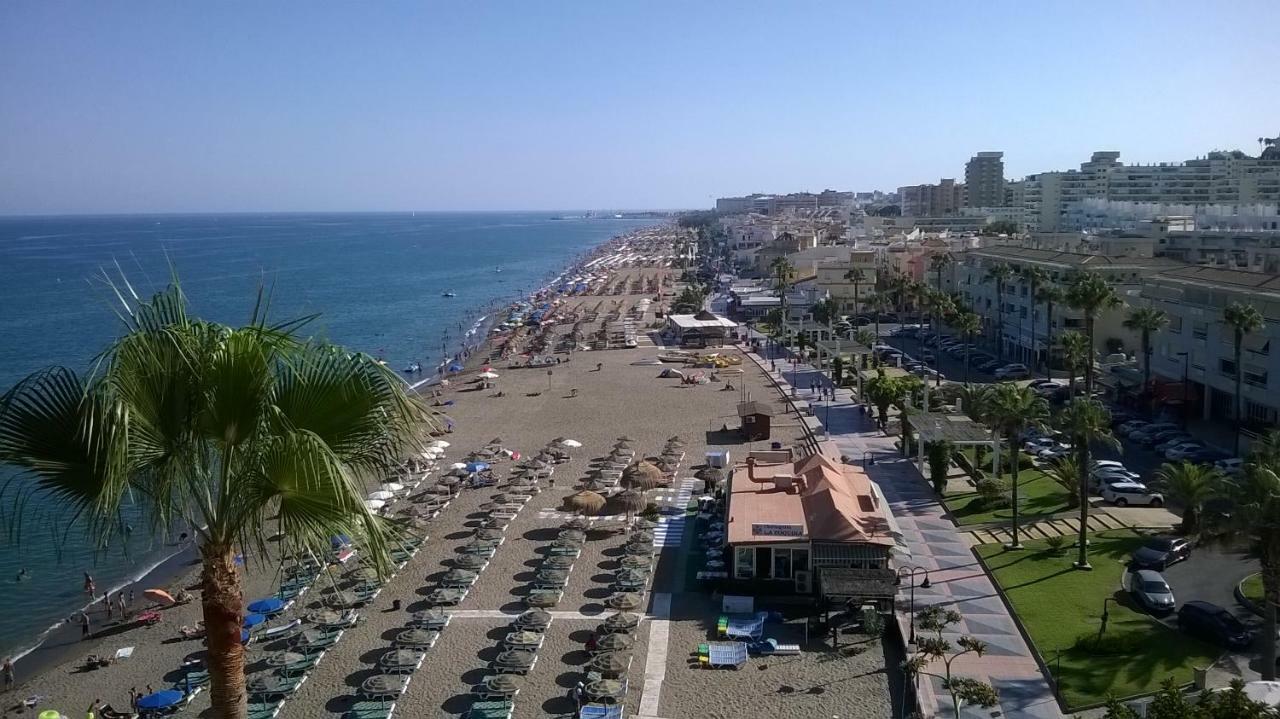 Sea Front Studio With Spacious Balcony Santa Clara 托雷莫利诺斯 外观 照片